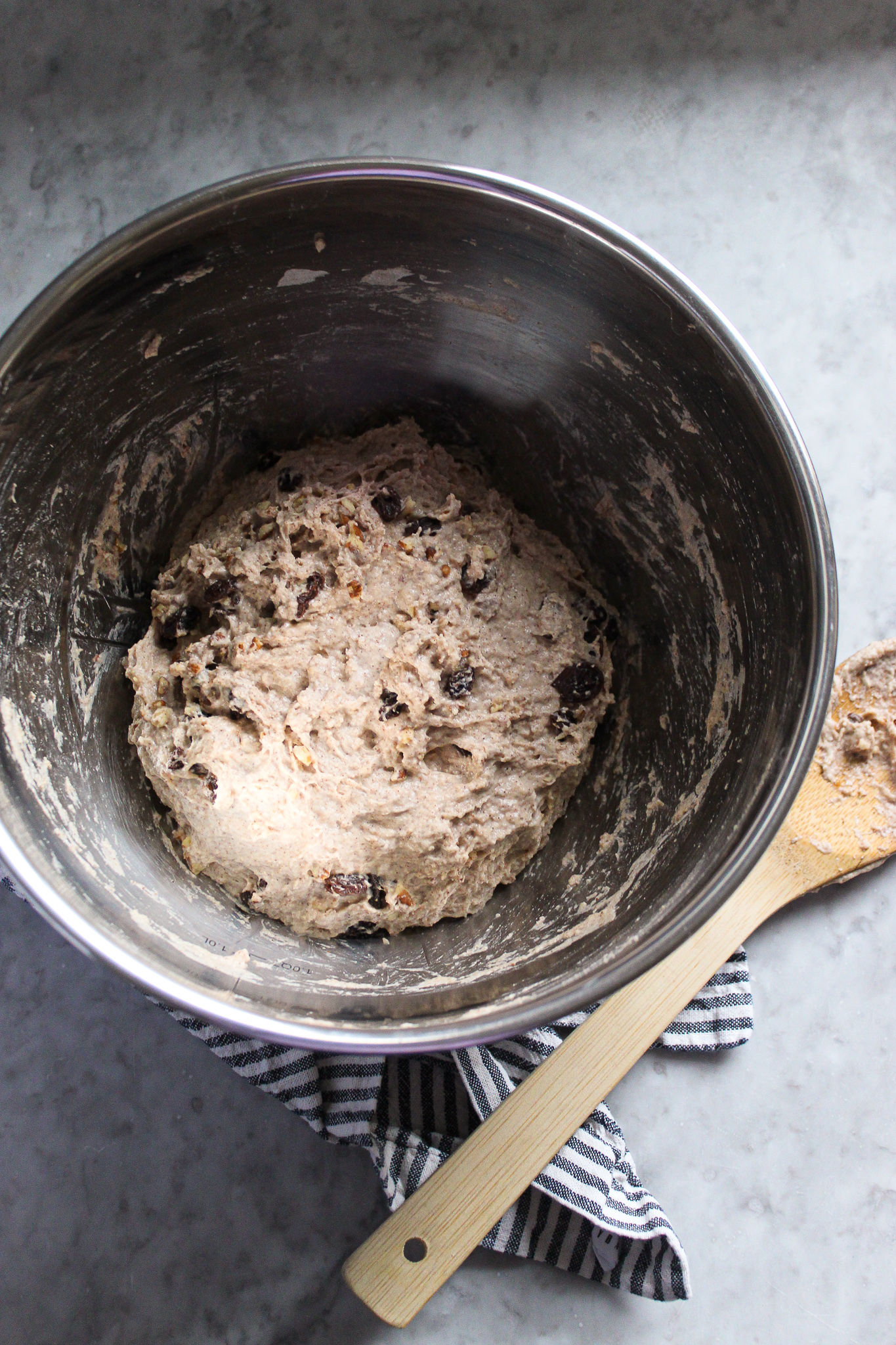 Cinnamon Raisin Pecan Bread - Midwest Southerner