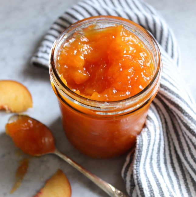 Easy Peach Preserves - Midwest Southerner